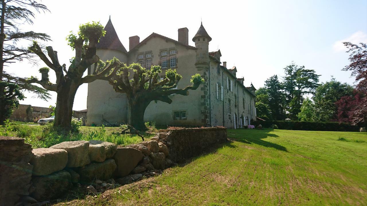 Pierre Deluen Domaine De La Grange De Quaire Bed & Breakfast Chassenon Екстериор снимка