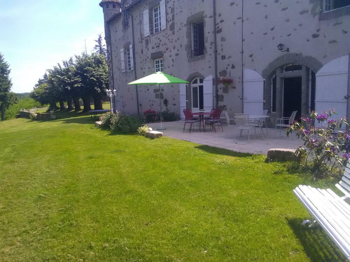 Pierre Deluen Domaine De La Grange De Quaire Bed & Breakfast Chassenon Екстериор снимка
